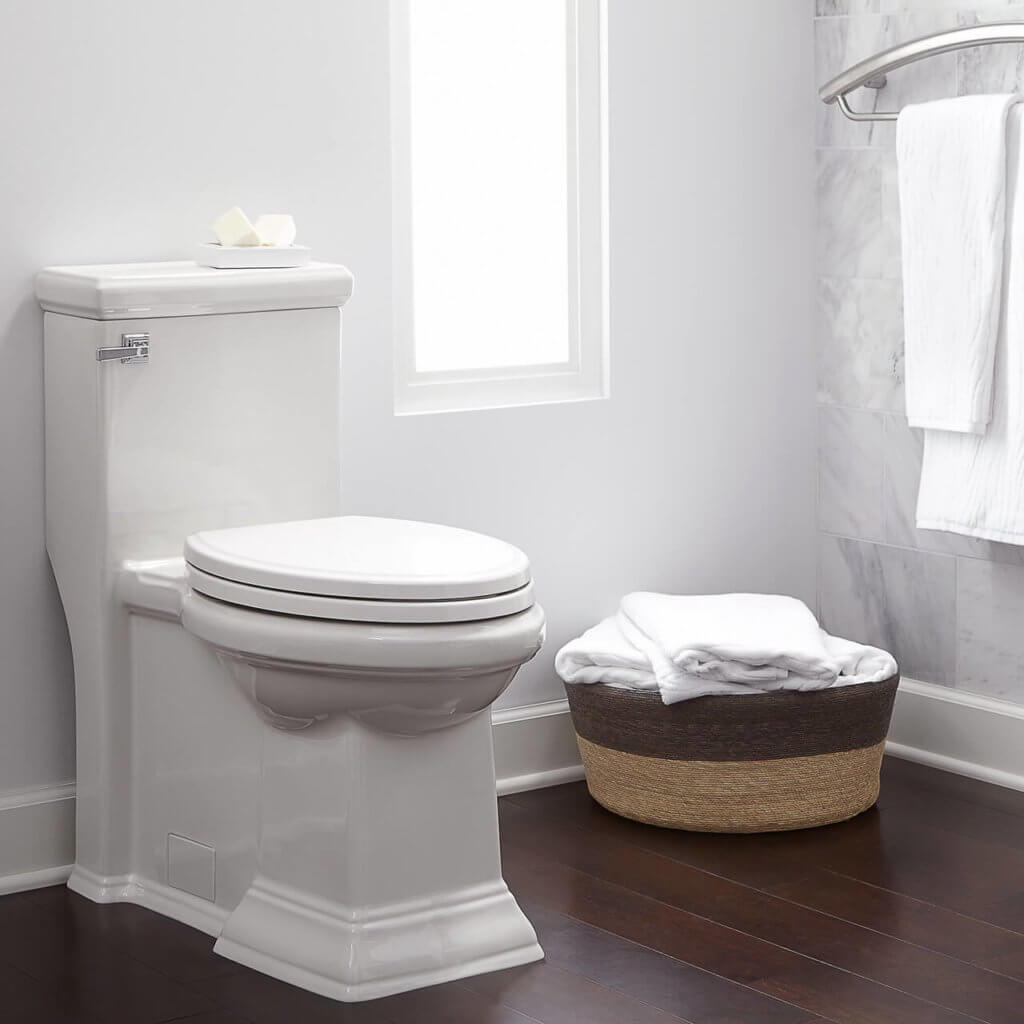 American Standard Town Square FloWise Right Height Elongated OnePiece